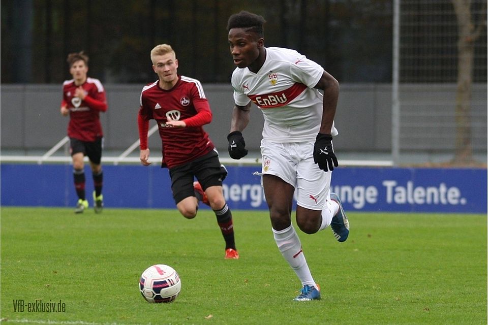 Stellte mit seinem frühen Führungstreffer die Weichen auf Sieg: VfB-Stürmer Jeffrey Idehen. F: Lommel