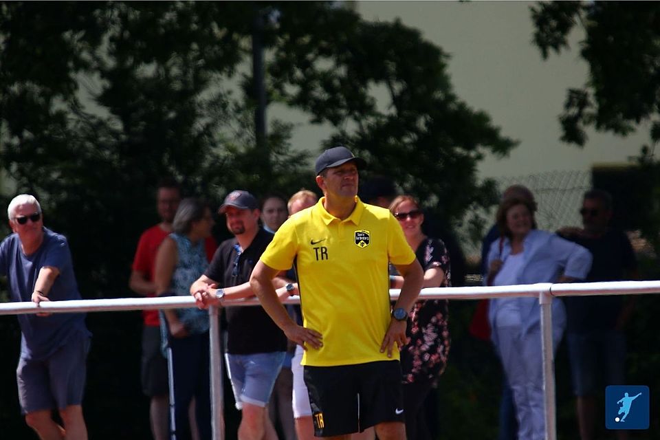 Michael Krings, damals noch im Amt bei Alemannia Mariadorf II