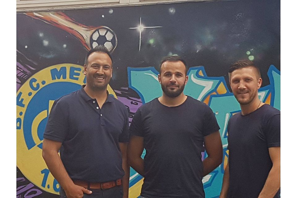 Auf dem Foto von links nach rechts: Mustafa Öner (Trainer 1. Herren), Adel Ghazi (Geschäftsführer) und Timo Szumnarski (Technischer Leiter)