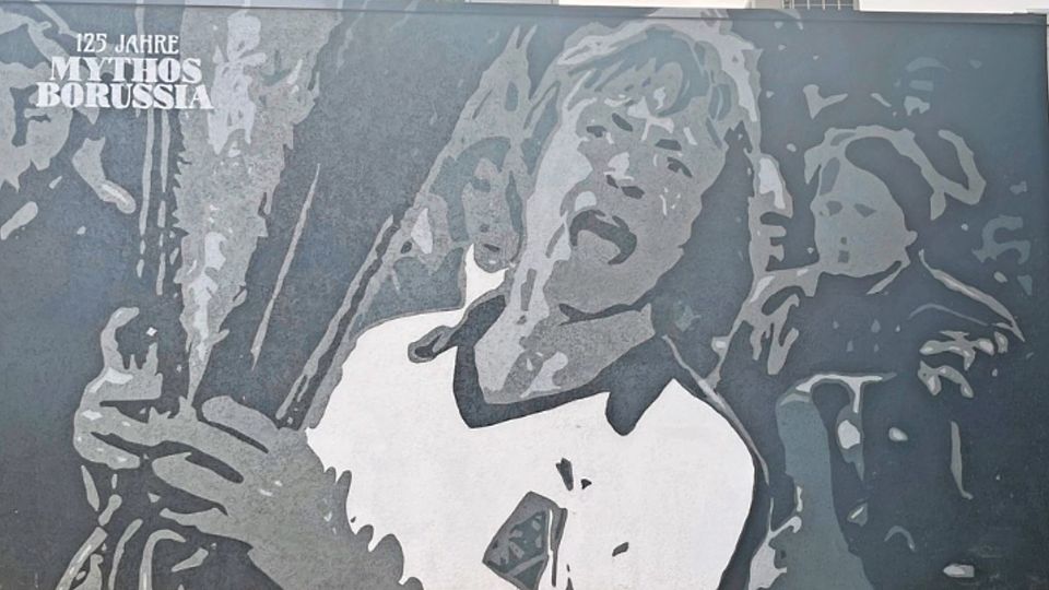 Borussia im Stadtbild – hier ein Wandbild von Winfried Schäfer nach dem Uefa-Cup 1979.