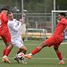 In der Vorsaison spielte Marvin Stöhr (Mitte) mit dem SV Weil noch gegen die FFC-Reserve. Nun traf der Stürmer gegen die „Erste“ der Rotjacken doppelt. 