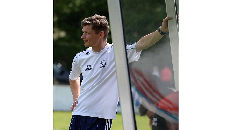 TSV-Trainer Thomas Kaufmann freut sich über die engagierte Vorbereitung seiner Mannschaft, macht sich aber dennoch Sorgen. F: Mularczyk