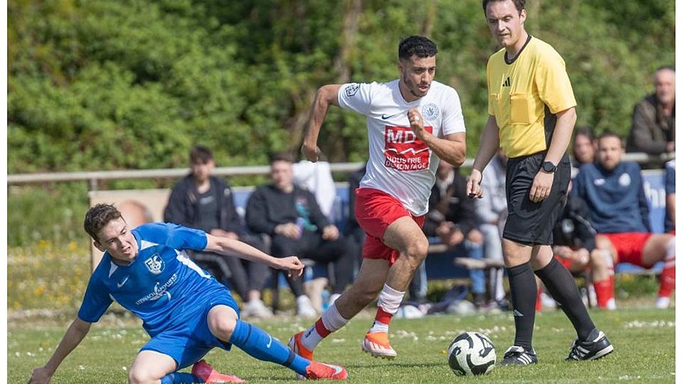 Mit dem 2:0-Sieg über den FC Ober-Abtsteinach am Karsamstag hat der FC Alemannia Groß-Rohrheim (am Ball Torschütze Taqiyeddine Boukhalfa) den Klassenerhalt in der Fußball-Kreisoberliga so gut wie sicher. Am Sonntag kommt mit dem SV Lörzenbach der nächste Abstiegskandidat zur Alemannia.	Foto: Thorsten Gutschalk