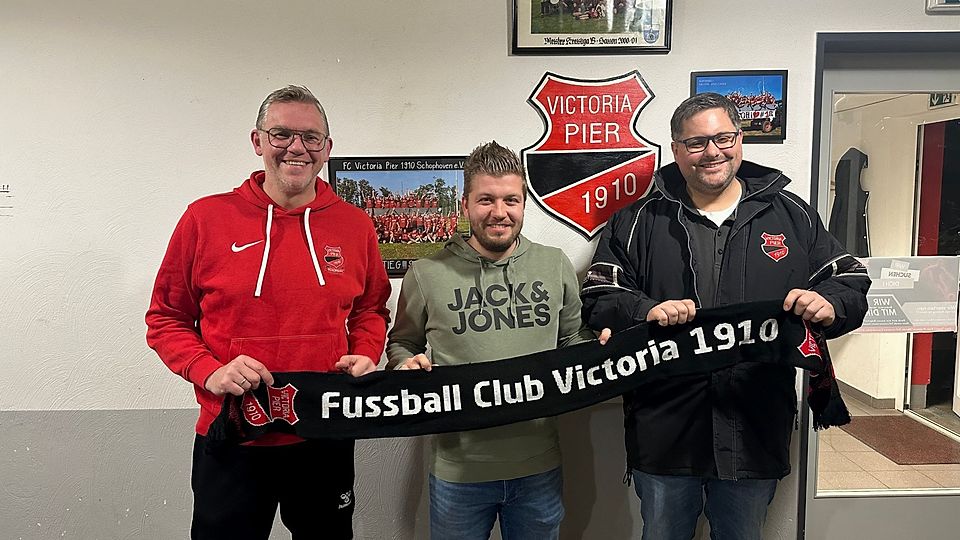 v. l. n. r.: Geschäftsführer Hagen Freialdenhoven, Trainer Kai Schiefbahn, 1. Vorsitzender David Hahn