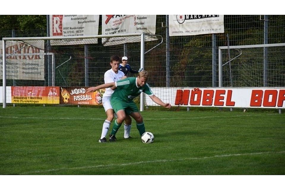 Die SF Bussen (grün) behaupteten sich im Auswärtsspiel bei den SF Kirchen.  Patrick Huss