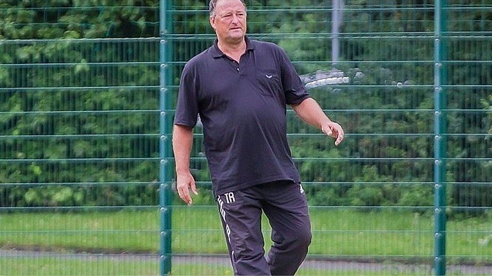 F: Andreas Bornewasser