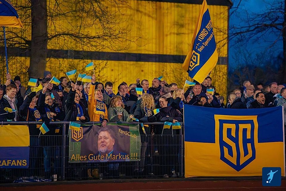 Der SC St. Tönis trauert um Markus Hagedorn. Sie haben sich für die Partie entschieden und wollen für ihren Sportlichen Leiter spielen. 