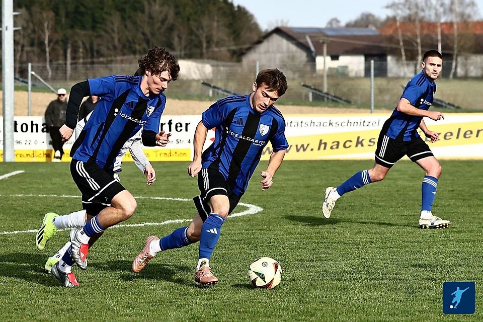 Das Löwenrudel um Tim Langmeier braucht im Heimspiel gegen die "EasyRider" wieder mehr Kreativität vorm Tor, wenn man den Tabellendritten aus Wittibreut ärgen will.