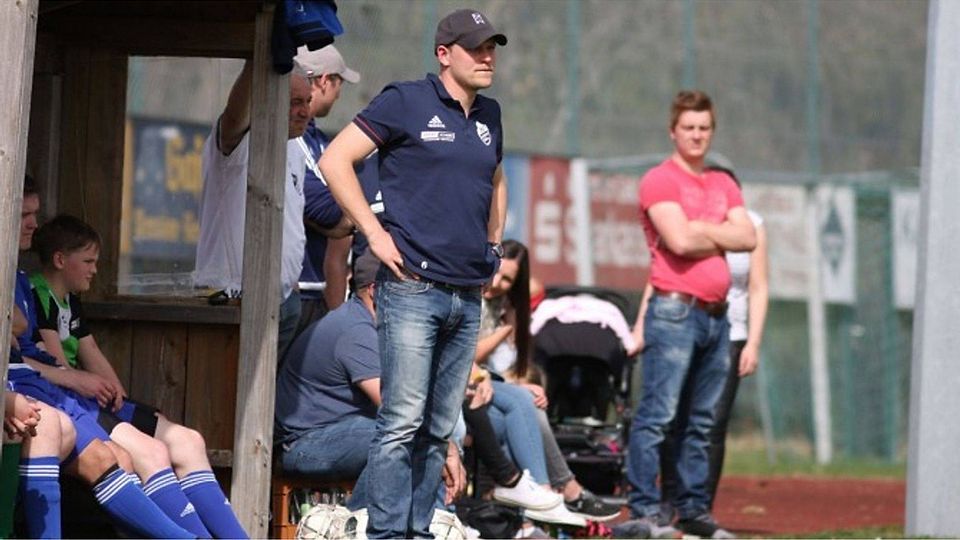 Trotz Abstieg weiterhin Trainer beim SV Hohenau: Andreas Eberl F: Hönl