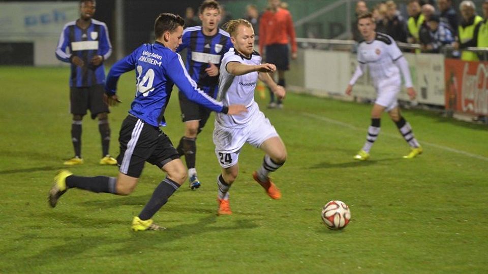 Konnte sich trotz großer Vorschusslorbeeren beim SC Feucht nicht durchsetzen: Philipp Mandelkow (hier beim Hinspiel im Waldstadion gegen die SpVgg Jahn Forchheim) wird deshalb nach nur einer Saison wieder weiterziehen. F: kk
