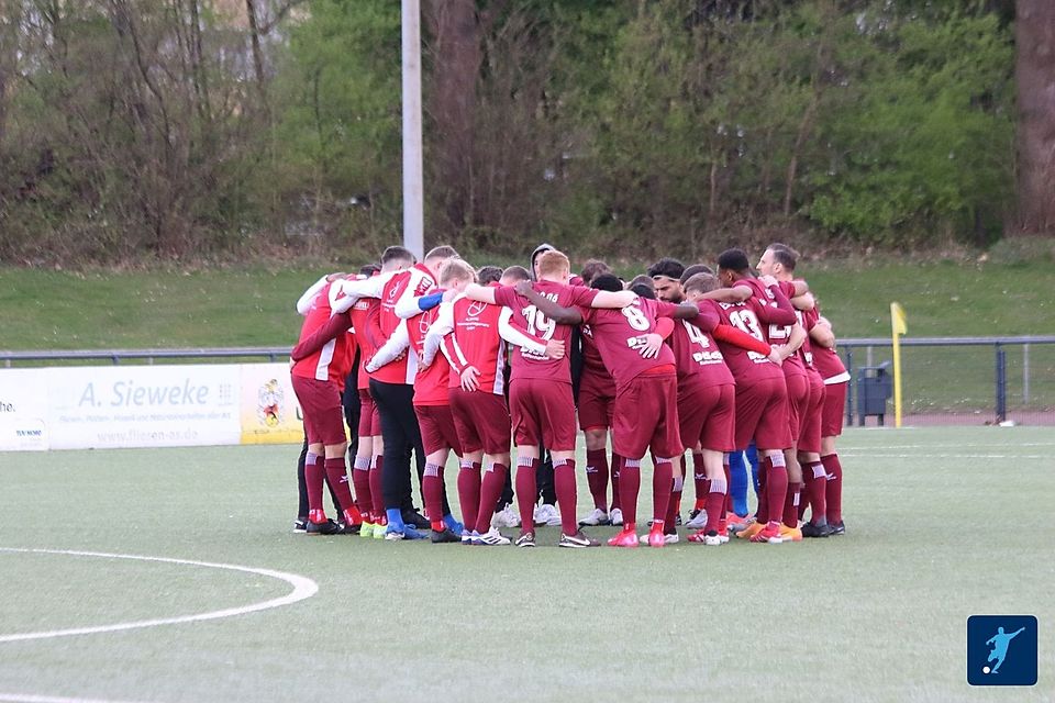 Rellinghausen überragt im Spitzenspiel. Rellinghausen überragt im Spitzenspiel.