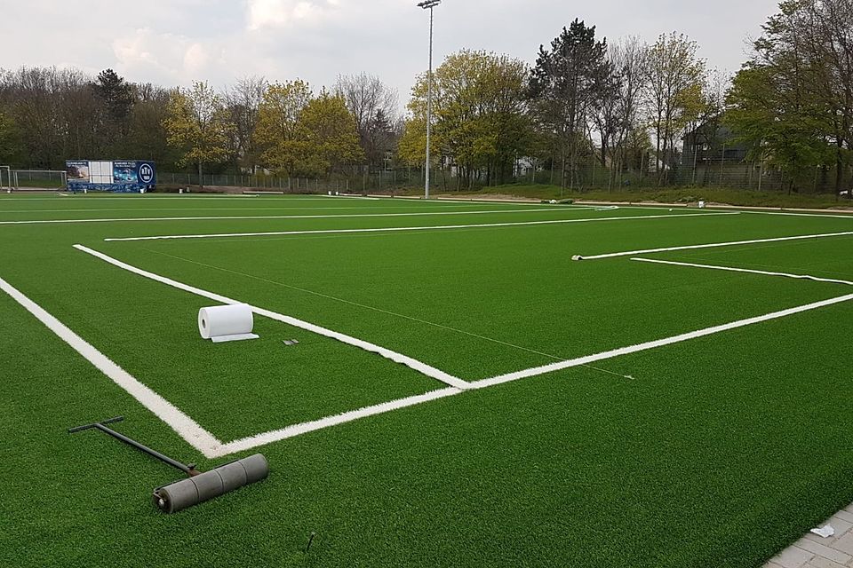 Mein Rumelner TV ist ein neuer Kunstrasenplatz entstanden.