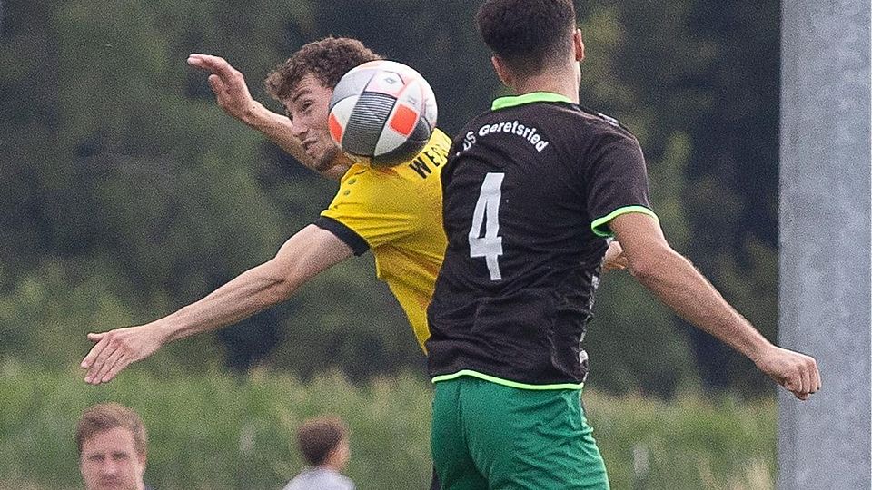 Doppelpacker: Luis März-Vorisek (l.) traf für den SC Weßling gegen den TuS Geretsried II in der 4. und 33. Minute.