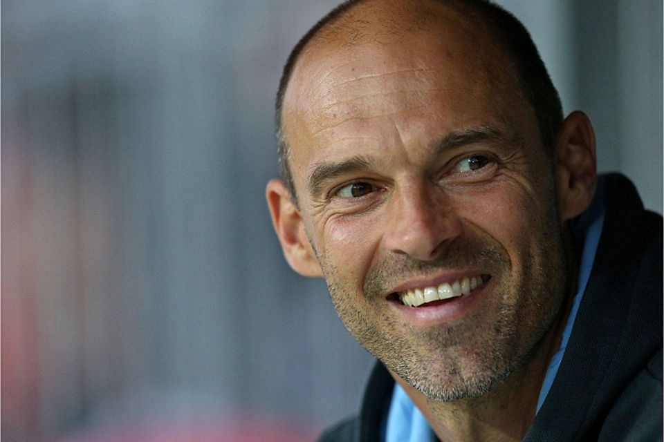 Trainer Alexander Schmidt will Türkgücü München in der 3. Liga etablieren.  Cathrin Müller/M.i.S.