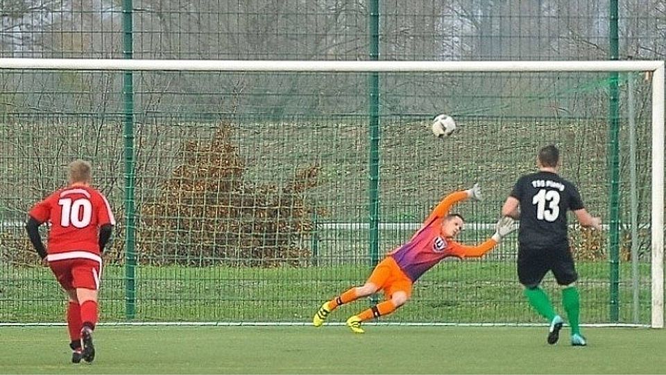 Yannick Gaul (Nr. 13) erzielte den entscheidenden Treffer in Langenlonsheim. F: Coutandin