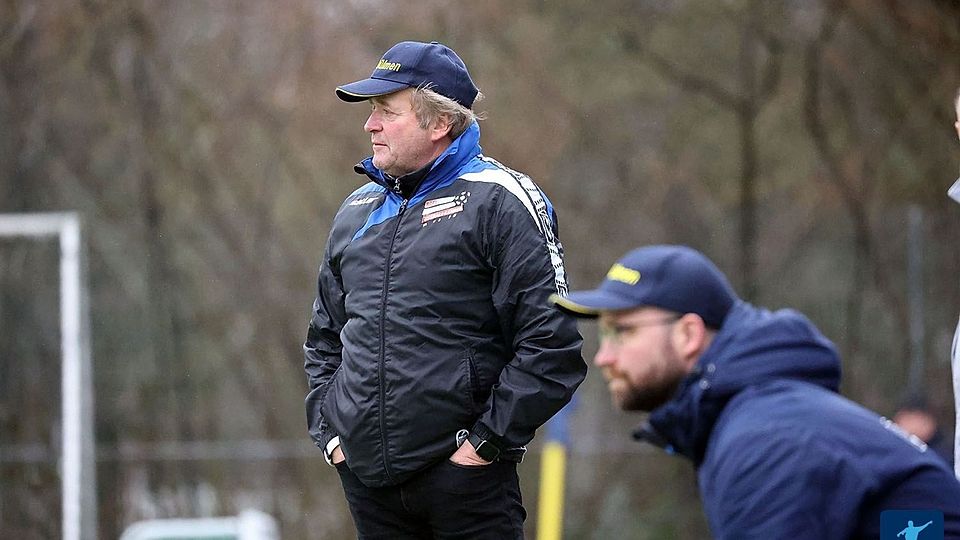 Manfred "Manni" Wölpper steht ab sofort weder für die TSG Dülmen, noch für einen anderen Club, an der Seitenlinie.