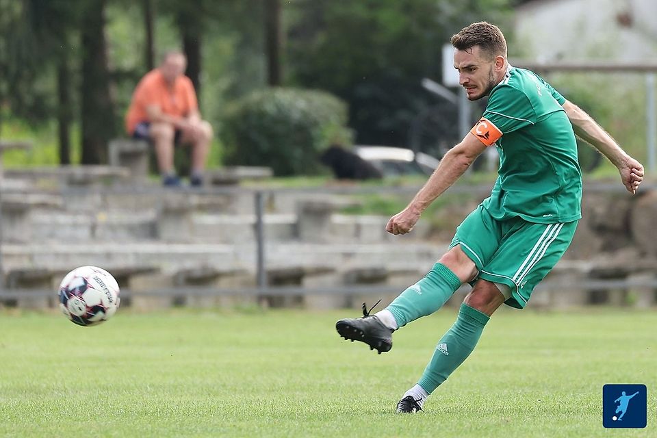 Der FC Furth im Wald ging als freudestrahlender Derbysieger vom Feld.