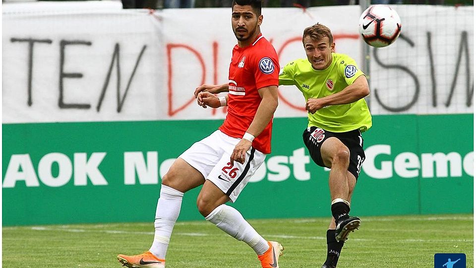 Caner Özcin wechselt zu den Füchsen Berlin. 