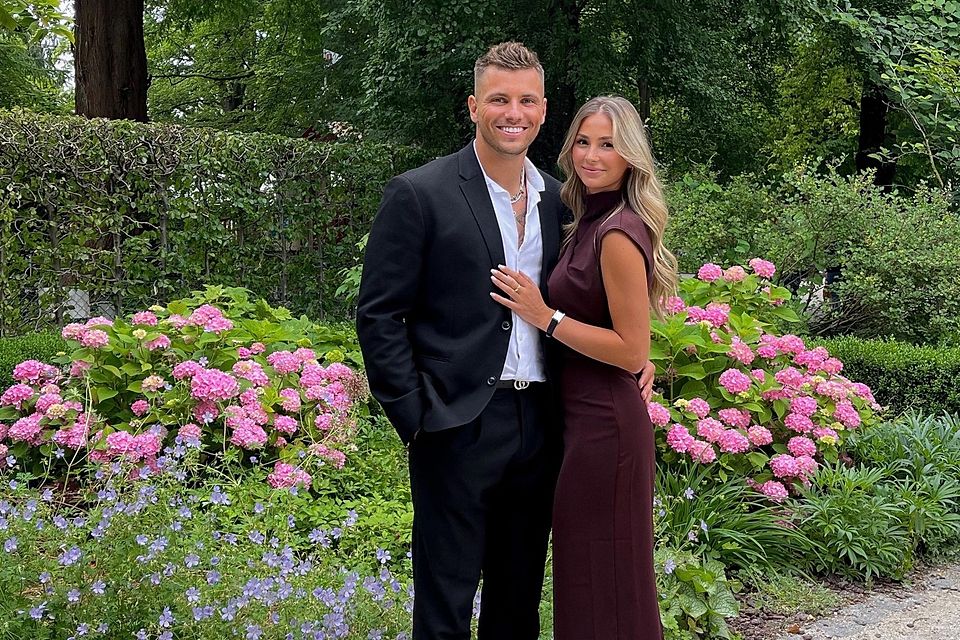 Wollen im kommenden Jahr heiraten: Maxi Berwein und seine Verlobte Lisa.