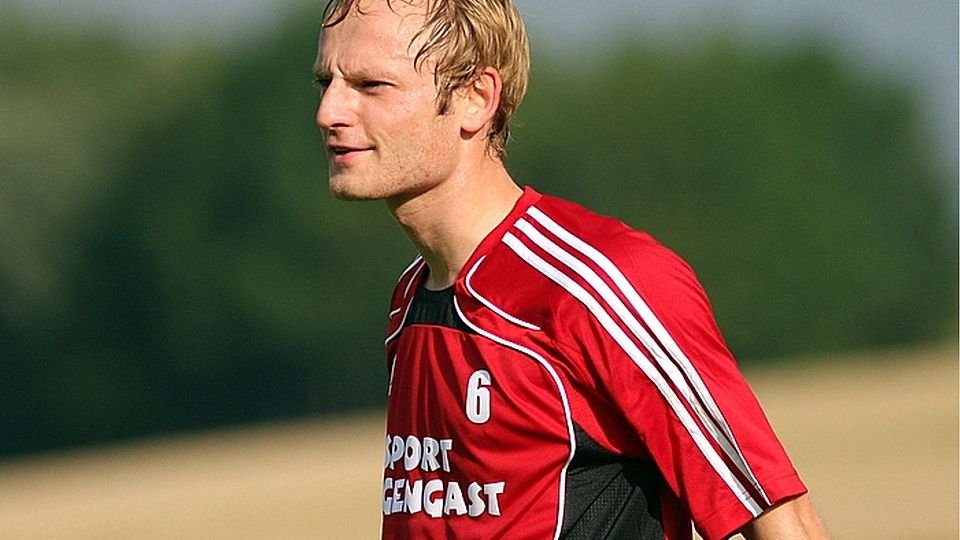 Kapitän Jens Schilling verlässt Hankofen in Richtung Ergolding   Foto:Wagner