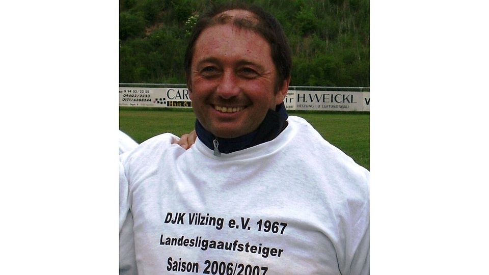 Tom Bauer feierte viele Erfolge mit den Schwarzgelben / beim letzten Landesligaaufstieg war er CO-Trainer, beim ersten Landesligaaufstieg sogar Spielertrainer