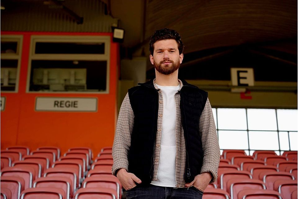 Lorenz Röthlingshöfer wird ab dem 1. Juni neuer Geschäftsführer bei der SpVgg Bayreuth. Lorenz Röthlingshöfer wird ab dem 1. Juni neuer Geschäftsführer bei der SpVgg Bayreuth.