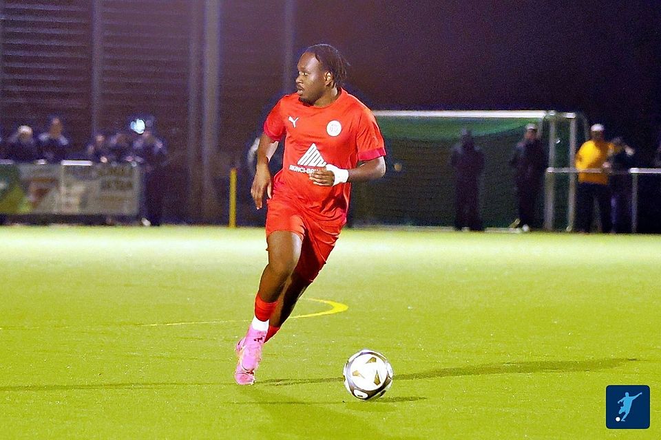 Eleazer Mensah steht dem Türkischen SV nach abgesessener Sperre wieder zur Verfügung.