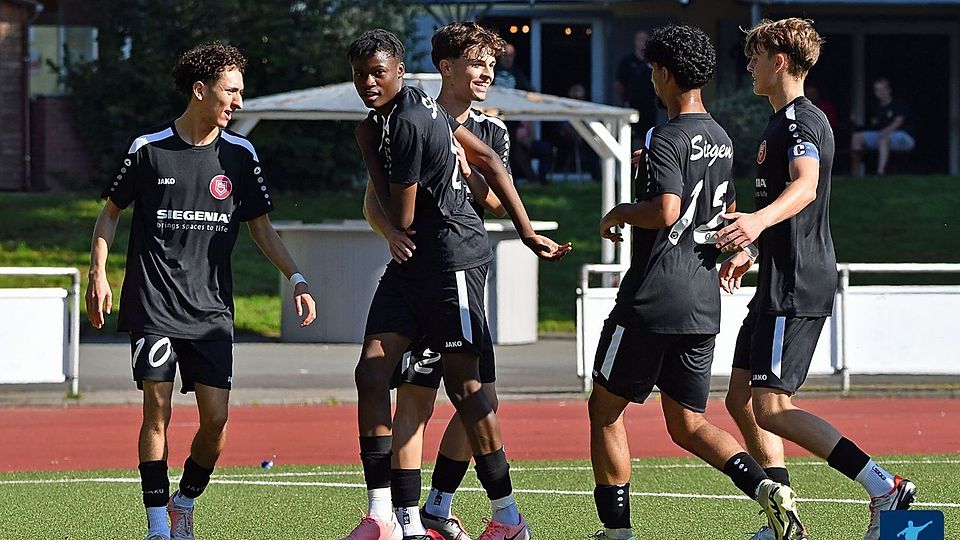 Die U19 der Sportfreunde Siegen darf sich in der Rückrunde mit den besten Nachwuchsmannschaften messen.