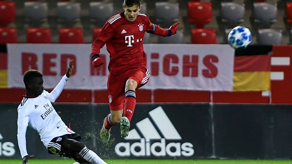 U19 Kapitän Josip Stanisic ist einer der fünf Talente die kommende Saison neu zum Kader der FC Bayern Amateure dazu kommen.  Sven Leifer