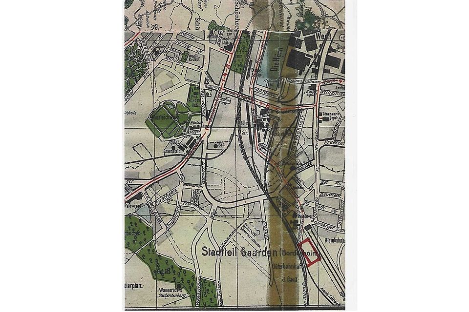 Der Stadtplan von 1919. Auf dem lila markierten Gelände zwischen den Bahngleisen konnte Eintracht Kiel 1920 seinen Fußballplatz errichten. Die roten Linien im Plan sind Straßenbahnlinien.