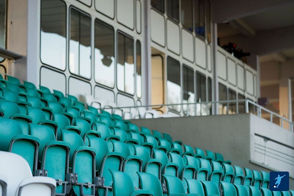 Das Sachs-Stadion in Schweinfurt ist in die Jahre gekommen und muss renoviert werden.