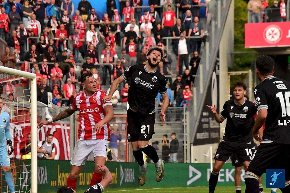 Sandhausen entführte einen Punkt aus Cottbus.