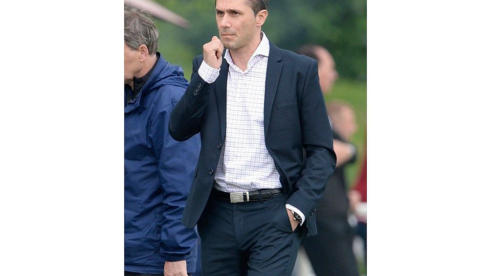 Im Jahr 2013 stand Maurizio Scigliuzzo als Trainer an der Seitenlinie des  SV 1873 Nürnberg Süd. F: Zink
