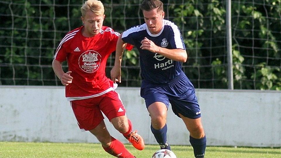 Stefan Kurz (re.) steht der DJK Neßlbach in der kommenden Spielzeit nicht mehr zur Verfügung F: Enzesberger