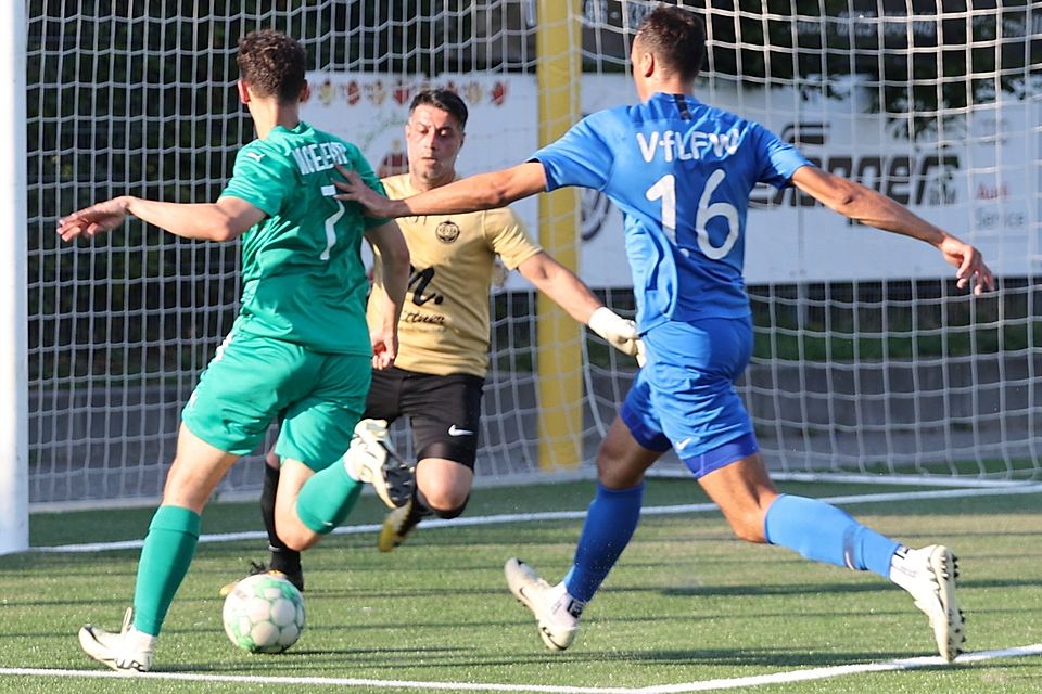 VfL-Keeper Sinan Aydin verhinderte mit Paraden eine höhere Niederlage