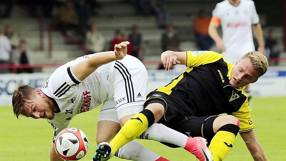 Lippold (re.), hier noch im Trikot von Alemannia Aachen.