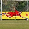 Ismanings niederbayerischer Keeper Lorenz Becherer packte gegen Schalding einige starke Paraden aus!