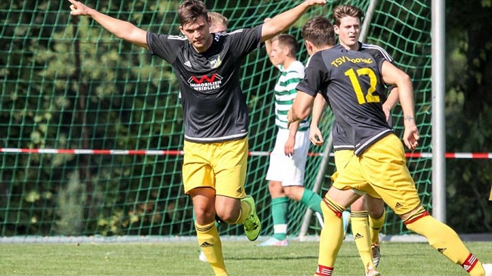 Im Spiel gegen Oberpframmern II konnte Florian Mayr gleich viermal jubeln. F: Riedel