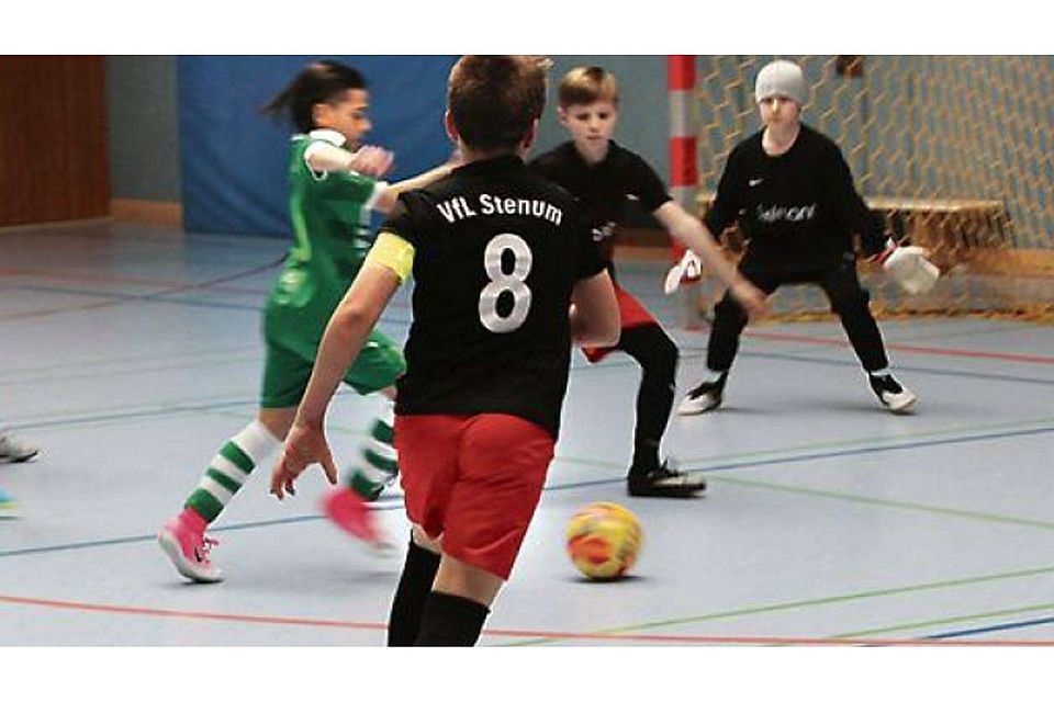 Lieferten sich spannende Duelle: die E-Junioren-Fußballer bei den vier Turnieren in Rostrup. Privat