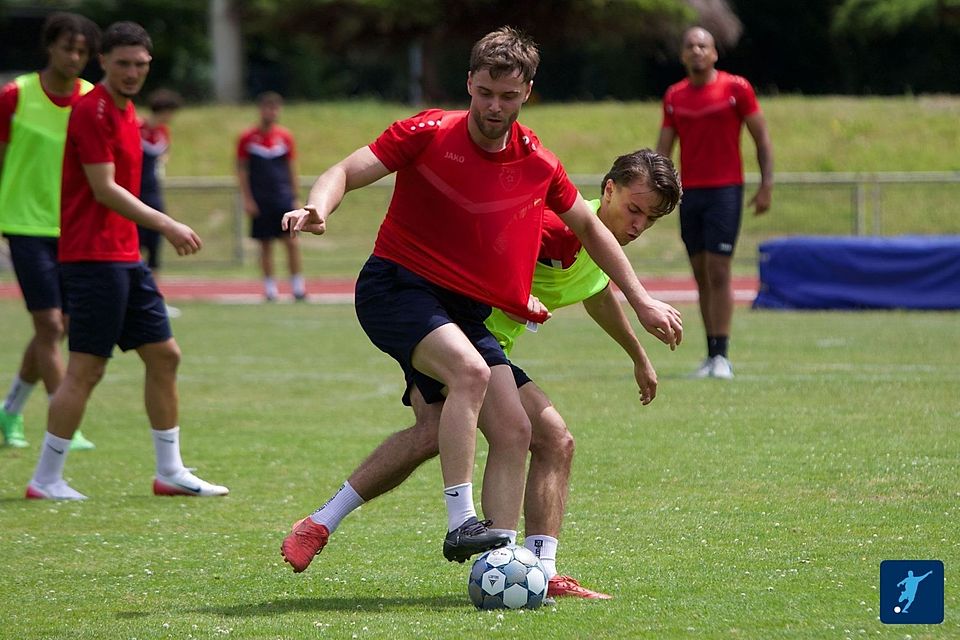 Bilder vom Trainingsauftakt des KFC Uerdingen. Bilder vom Trainingsauftakt des KFC Uerdingen.