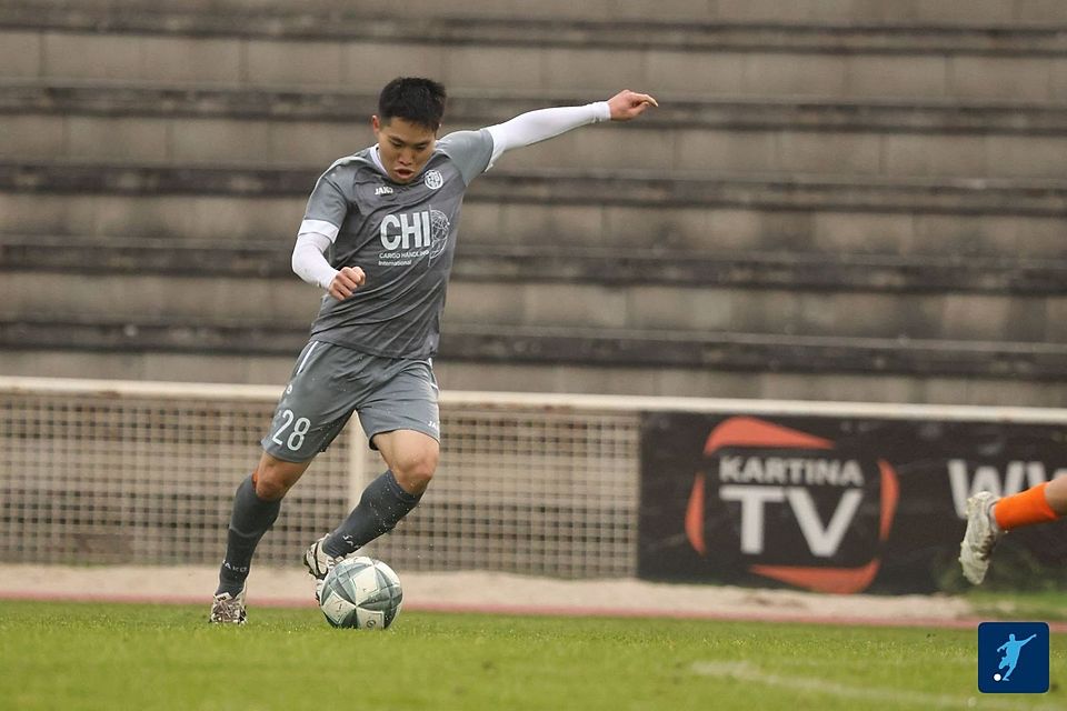 Erzielte das goldene Tor: Yoshiki Watai (im Bild) schießt seinen FV Biebrich 02 in Cleeberg zum Sieg. 