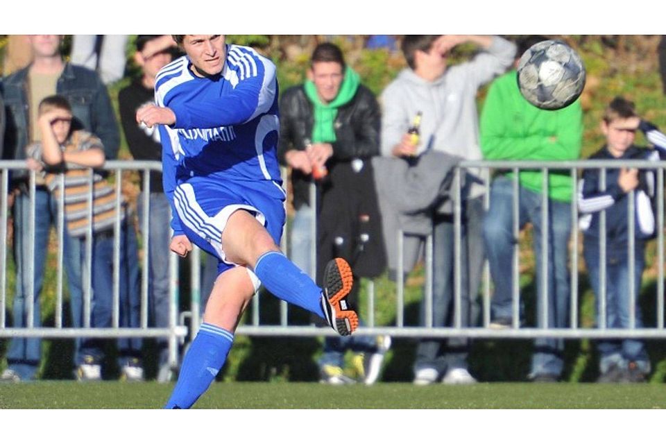 Niklas Klawitter und der FV Ravensburg II starten mit einem Auswärtsspiel beim FC Albstadt II in die Pokalsaison. Derek Schuh