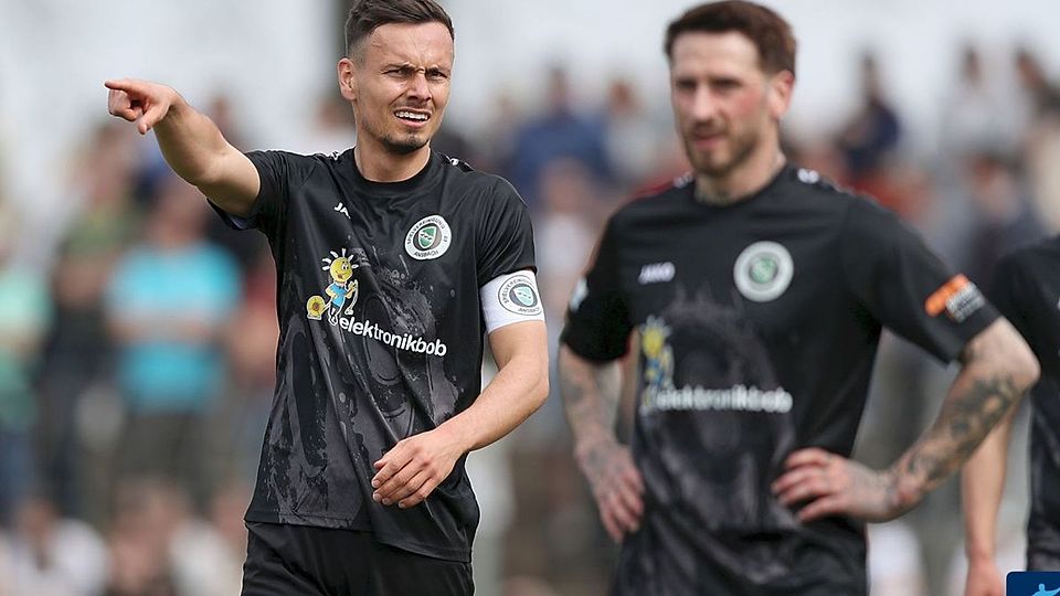 Da geht`s lang: Tobi Dietrich (li.) gibt in Ansbach weiter die Richtung mit vor.