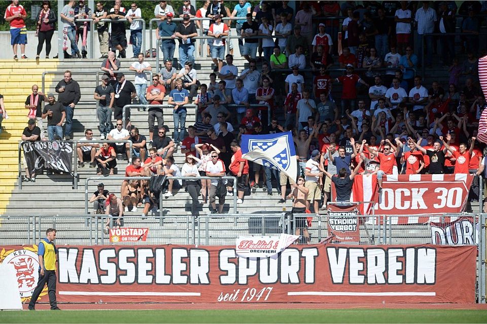 F: Eibner Pressefoto Die Fans des KSV Hessen Kassel dürfen sich im Achtelfinale des Hessenpokals auf ein Duell gegen den FSC Lohfelden freuen.