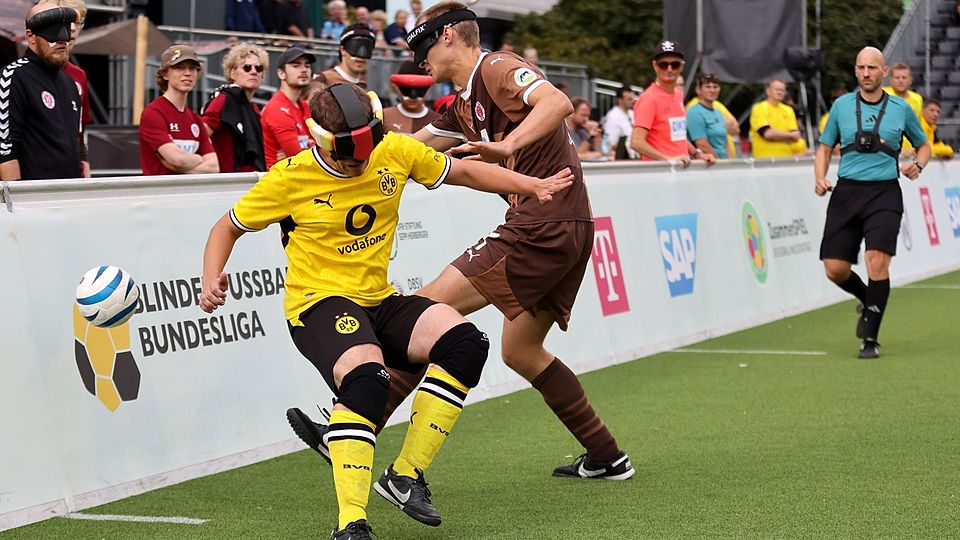 Eindrücke vom Blindenfußball am Kennedyplatz.