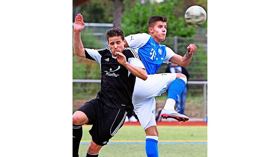 Shkemp Miftari hatte in der Jugend Angebote aus Italien und vom FC Bayern München. Jetzt Spielt er in der Landesliga. Foto: Yavuz Dural