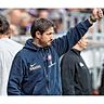 Daumen hoch: Der amtierende „Trainer des Jahres“ Hannes Drews bewerkstelligte 2017 einen weiteren Karrieresprung. Foto: getty