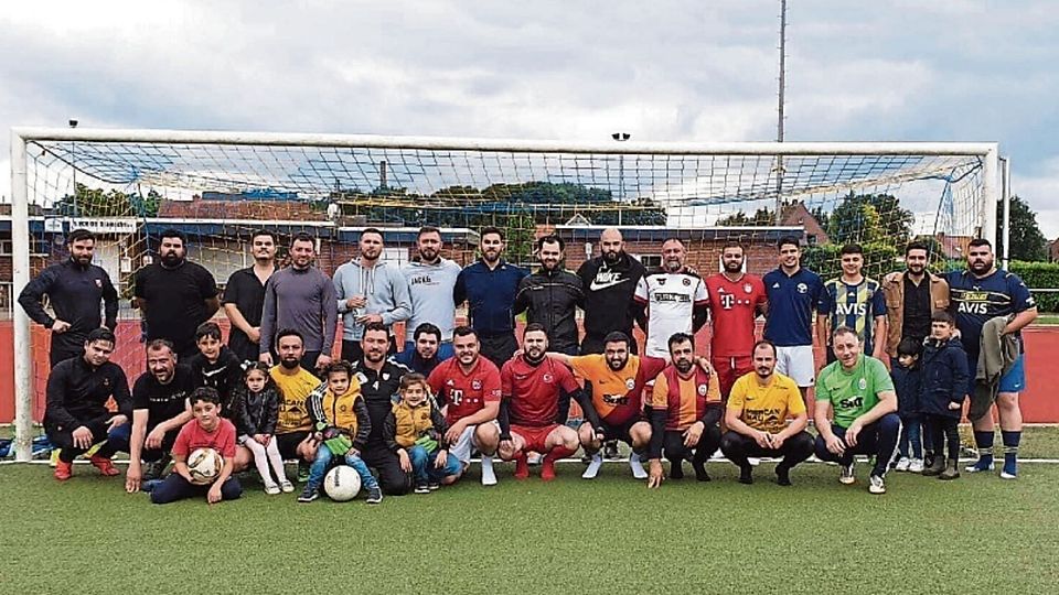 Die mehr als 30 Spieler des SV Türkgücü Bramsche haben vornehmlich türkische Wurzeln. Trainiert wird aktuell auf dem Sportplatz in Ueffeln.