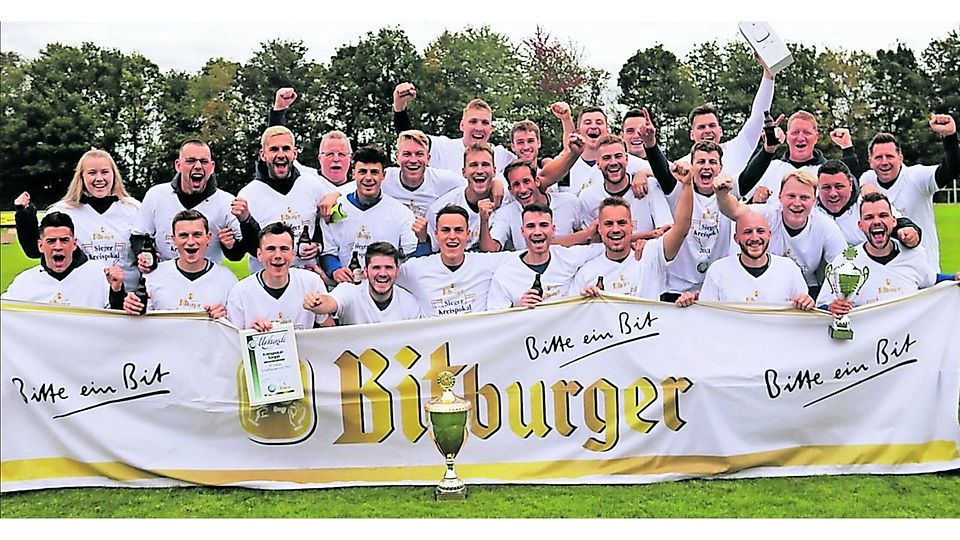 Union Schafhausen grüßt erneut als Pokalsieger. Der Landesligist holt sich den Cup zum dritten Mal in Folge.