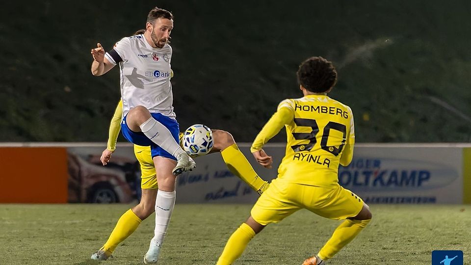 Ratingen 04/19 eröffnet den Spieltag am Freitagabend.